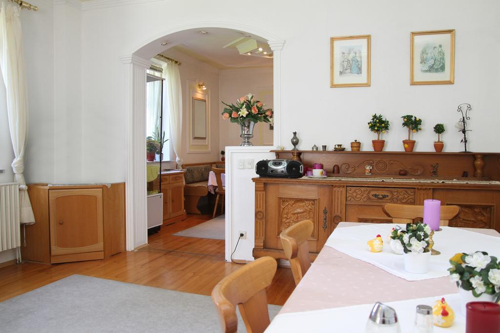 Romantic-Pension Albrecht - Since 1901 Гоеншванґау Екстер'єр фото