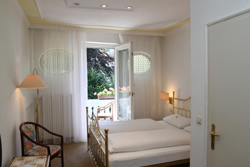Romantic-Pension Albrecht - Since 1901 Гоеншванґау Екстер'єр фото