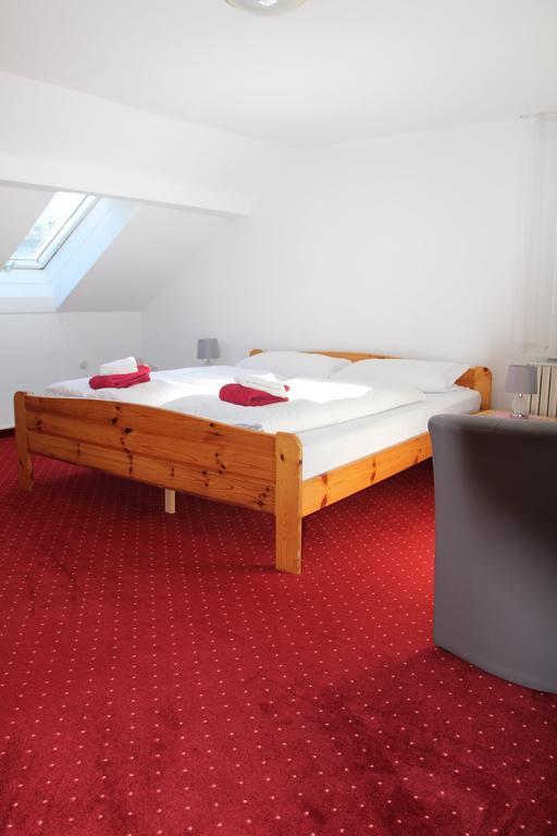 Romantic-Pension Albrecht - Since 1901 Гоеншванґау Номер фото